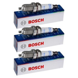 3 bougies d’allumage BOSCH...