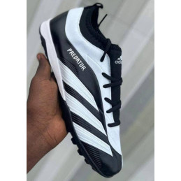 Chaussures de football...