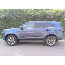 ISUZU MU-X 4x4 (2024)