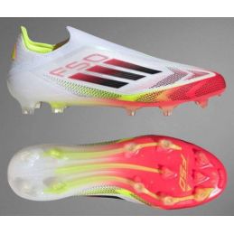 Chaussures de football...