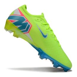 Chaussures de football Nike...