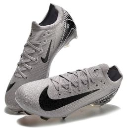 Chaussures de football Nike...