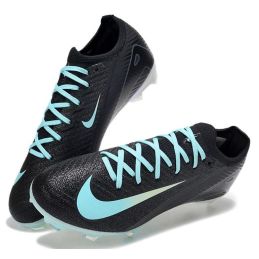 Chaussures de football Nike...