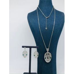 Collier pendentif et...