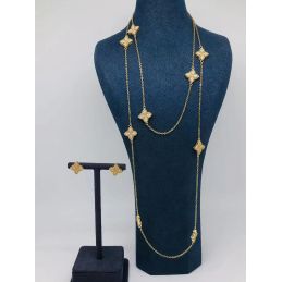 Collier pendentif et...