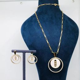 Collier pendentif et...