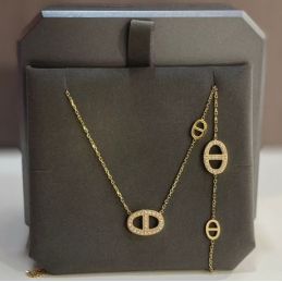 Collier pendentif et...