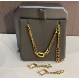 Collier pendentif, bracelet...