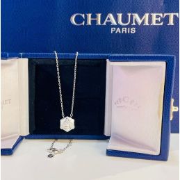Collier pendentif Chaumet...