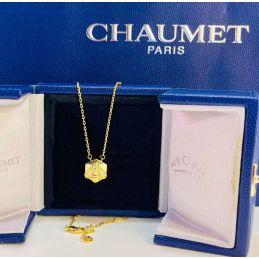 Collier pendentif Chaumet...