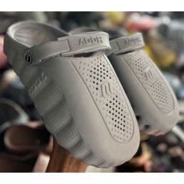 Sabots clogs perforés AOOW