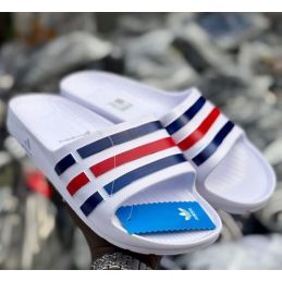 Claquettes 3 bandes blanc...